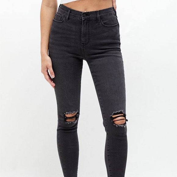 Harper Heritage Denim - Harper Heritage Women’s Black Ripped Skinny Jeans